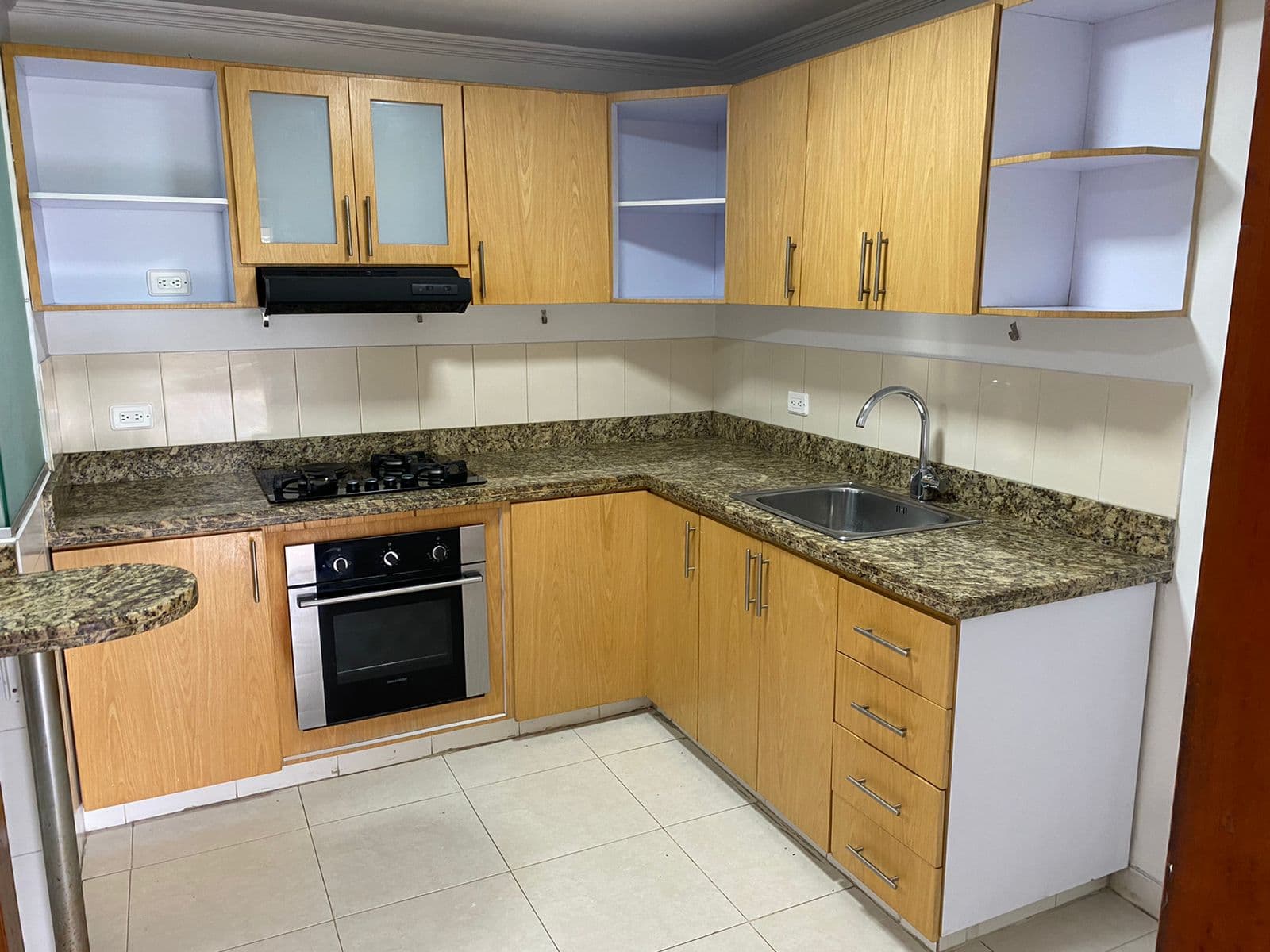 Apartamento en U.R. La Siembra – El Ingenio — foto 4